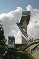 El diseño del trampolín de saltos es obra de Zaha Hadid